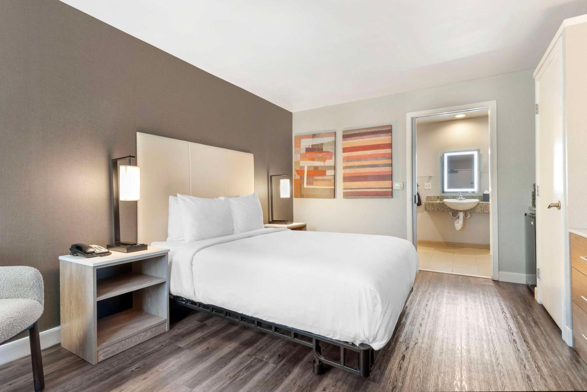 Best Western Plus Rancho Cordova Inn Zewnętrze zdjęcie