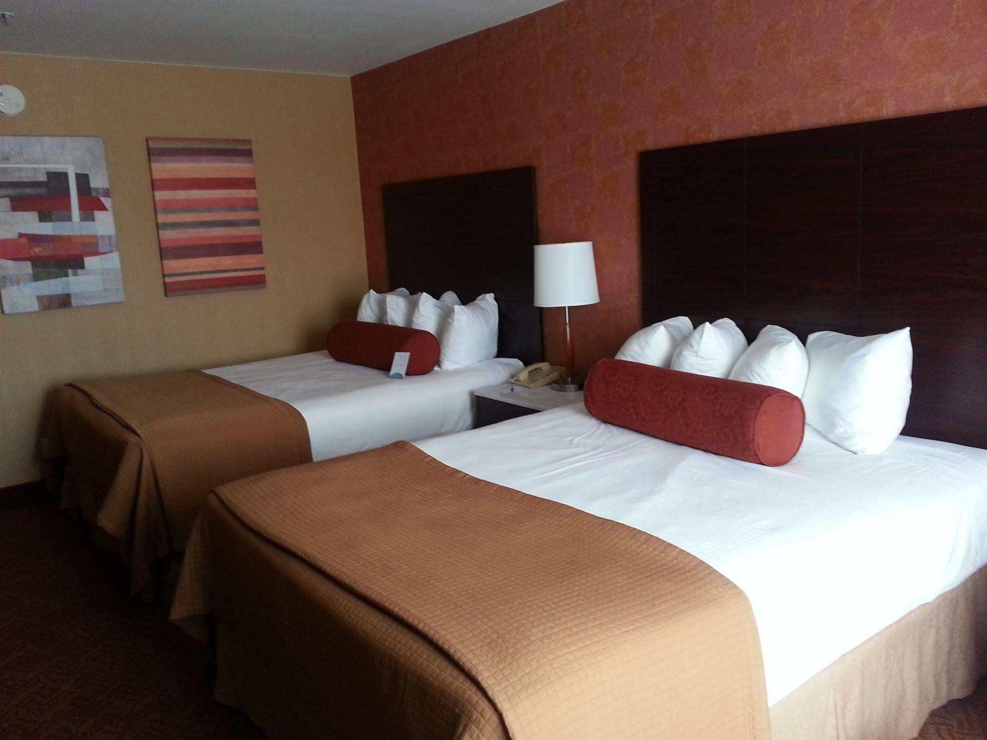 Best Western Plus Rancho Cordova Inn Zewnętrze zdjęcie