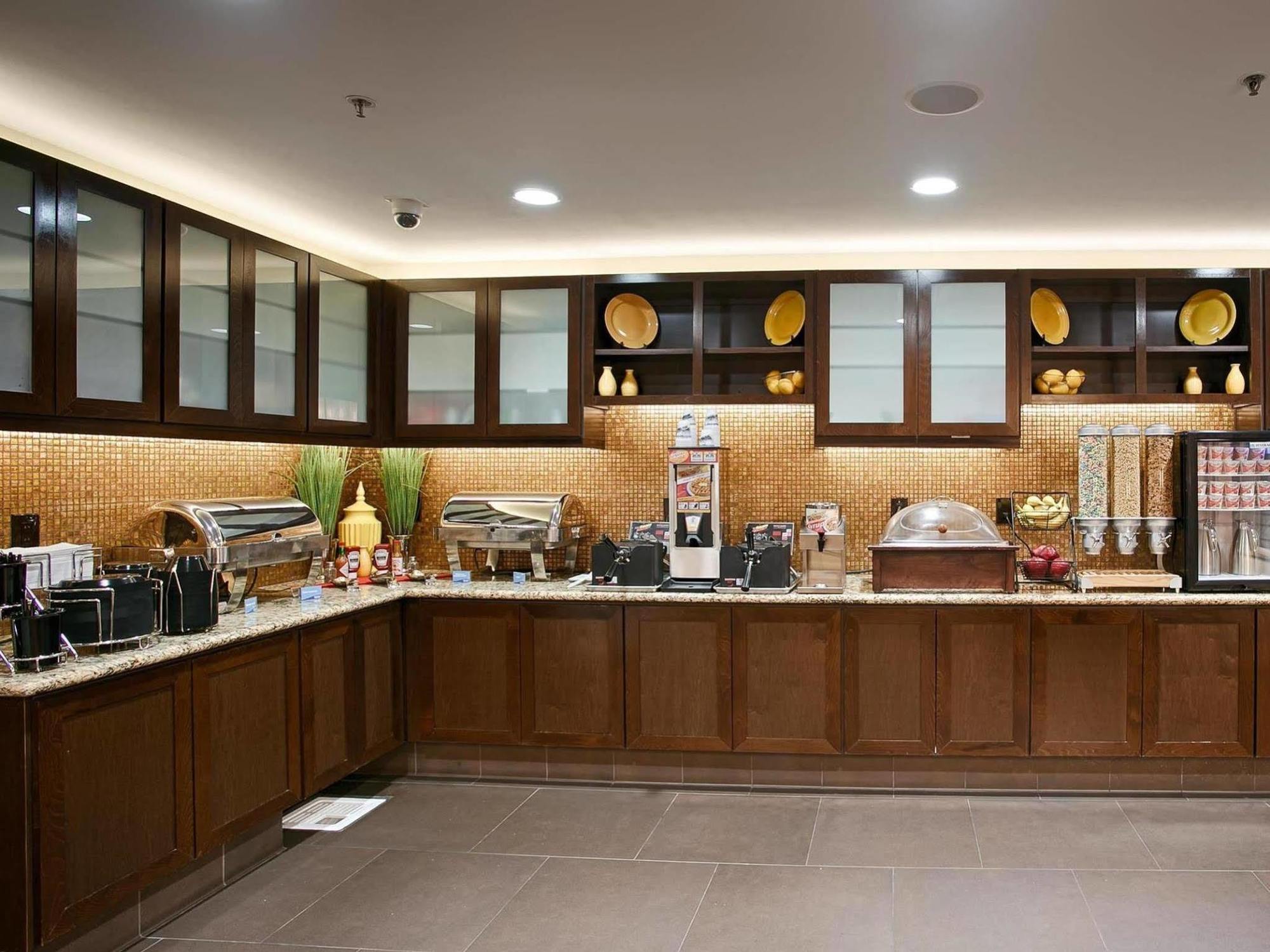 Best Western Plus Rancho Cordova Inn Zewnętrze zdjęcie